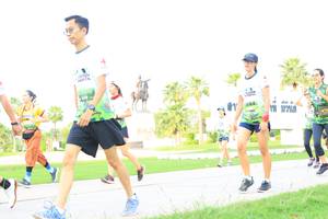 BIB: 844
                            <button type="button" onclick="openModal(3691053)" class="btn btn-primary btn-sm float-right btn-popup" data-toggle="modal" data-target=".modal-high-quality">
                        <i class="fas fa-shopping-cart"></i> Add to Cart
                    </button>
                                            <button type="button" onclick="isThisMe(3691053, true)" class="btn btn-success btn-sm float-right btn-popup btn-isme hidden" data-toggle="tooltip" data-placement="bottom" title="นี่คือรูปของคุณใช่ไหม คลิกที่นี่เพื่อเอาเข้าอัลบั้ม">
                        <i class="fas fa-plus"></i> Add to album
                    </button>
                    <button type="button" onclick="isThisMe(3691053, false)" class="btn btn-warning btn-sm float-right btn-popup btn-isnotme hidden">
                        <i class="fas fa-ban"></i> Remove from album
                    </button>