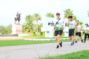 BIB: 2194
                            <button type="button" onclick="openModal(3698031)" class="btn btn-primary btn-sm float-right btn-popup" data-toggle="modal" data-target=".modal-high-quality">
                        <i class="fas fa-shopping-cart"></i> Add to Cart
                    </button>
                                            <button type="button" onclick="isThisMe(3698031, true)" class="btn btn-success btn-sm float-right btn-popup btn-isme hidden" data-toggle="tooltip" data-placement="bottom" title="นี่คือรูปของคุณใช่ไหม คลิกที่นี่เพื่อเอาเข้าอัลบั้ม">
                        <i class="fas fa-plus"></i> Add to album
                    </button>
                    <button type="button" onclick="isThisMe(3698031, false)" class="btn btn-warning btn-sm float-right btn-popup btn-isnotme hidden">
                        <i class="fas fa-ban"></i> Remove from album
                    </button>