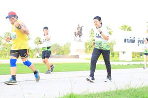 BIB: 
                            <button type="button" onclick="openModal(3687991)" class="btn btn-primary btn-sm float-right btn-popup" data-toggle="modal" data-target=".modal-high-quality">
                        <i class="fas fa-shopping-cart"></i> Add to Cart
                    </button>
                                            <button type="button" onclick="isThisMe(3687991, true)" class="btn btn-success btn-sm float-right btn-popup btn-isme hidden" data-toggle="tooltip" data-placement="bottom" title="นี่คือรูปของคุณใช่ไหม คลิกที่นี่เพื่อเอาเข้าอัลบั้ม">
                        <i class="fas fa-plus"></i> Add to album
                    </button>
                    <button type="button" onclick="isThisMe(3687991, false)" class="btn btn-warning btn-sm float-right btn-popup btn-isnotme hidden">
                        <i class="fas fa-ban"></i> Remove from album
                    </button>