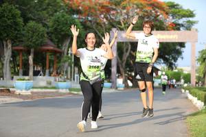 BIB: 167, 2168
                            <button type="button" onclick="openModal(3627684)" class="btn btn-primary btn-sm float-right btn-popup" data-toggle="modal" data-target=".modal-high-quality">
                        <i class="fas fa-shopping-cart"></i> Add to Cart
                    </button>
                                            <button type="button" onclick="isThisMe(3627684, true)" class="btn btn-success btn-sm float-right btn-popup btn-isme hidden" data-toggle="tooltip" data-placement="bottom" title="นี่คือรูปของคุณใช่ไหม คลิกที่นี่เพื่อเอาเข้าอัลบั้ม">
                        <i class="fas fa-plus"></i> Add to album
                    </button>
                    <button type="button" onclick="isThisMe(3627684, false)" class="btn btn-warning btn-sm float-right btn-popup btn-isnotme hidden">
                        <i class="fas fa-ban"></i> Remove from album
                    </button>