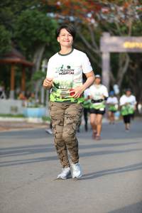 BIB: 
                            <button type="button" onclick="openModal(3621733)" class="btn btn-primary btn-sm float-right btn-popup" data-toggle="modal" data-target=".modal-high-quality">
                        <i class="fas fa-shopping-cart"></i> Add to Cart
                    </button>
                                            <button type="button" onclick="isThisMe(3621733, true)" class="btn btn-success btn-sm float-right btn-popup btn-isme hidden" data-toggle="tooltip" data-placement="bottom" title="นี่คือรูปของคุณใช่ไหม คลิกที่นี่เพื่อเอาเข้าอัลบั้ม">
                        <i class="fas fa-plus"></i> Add to album
                    </button>
                    <button type="button" onclick="isThisMe(3621733, false)" class="btn btn-warning btn-sm float-right btn-popup btn-isnotme hidden">
                        <i class="fas fa-ban"></i> Remove from album
                    </button>