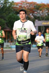 BIB: 824
                            <button type="button" onclick="openModal(3607232)" class="btn btn-primary btn-sm float-right btn-popup" data-toggle="modal" data-target=".modal-high-quality">
                        <i class="fas fa-shopping-cart"></i> Add to Cart
                    </button>
                                            <button type="button" onclick="isThisMe(3607232, true)" class="btn btn-success btn-sm float-right btn-popup btn-isme hidden" data-toggle="tooltip" data-placement="bottom" title="นี่คือรูปของคุณใช่ไหม คลิกที่นี่เพื่อเอาเข้าอัลบั้ม">
                        <i class="fas fa-plus"></i> Add to album
                    </button>
                    <button type="button" onclick="isThisMe(3607232, false)" class="btn btn-warning btn-sm float-right btn-popup btn-isnotme hidden">
                        <i class="fas fa-ban"></i> Remove from album
                    </button>