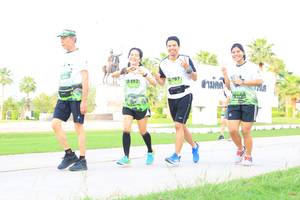 BIB: 
                            <button type="button" onclick="openModal(3689318)" class="btn btn-primary btn-sm float-right btn-popup" data-toggle="modal" data-target=".modal-high-quality">
                        <i class="fas fa-shopping-cart"></i> Add to Cart
                    </button>
                                            <button type="button" onclick="isThisMe(3689318, true)" class="btn btn-success btn-sm float-right btn-popup btn-isme hidden" data-toggle="tooltip" data-placement="bottom" title="นี่คือรูปของคุณใช่ไหม คลิกที่นี่เพื่อเอาเข้าอัลบั้ม">
                        <i class="fas fa-plus"></i> Add to album
                    </button>
                    <button type="button" onclick="isThisMe(3689318, false)" class="btn btn-warning btn-sm float-right btn-popup btn-isnotme hidden">
                        <i class="fas fa-ban"></i> Remove from album
                    </button>