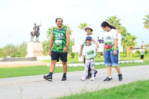 BIB: 
                            <button type="button" onclick="openModal(3699046)" class="btn btn-primary btn-sm float-right btn-popup" data-toggle="modal" data-target=".modal-high-quality">
                        <i class="fas fa-shopping-cart"></i> Add to Cart
                    </button>
                                            <button type="button" onclick="isThisMe(3699046, true)" class="btn btn-success btn-sm float-right btn-popup btn-isme hidden" data-toggle="tooltip" data-placement="bottom" title="นี่คือรูปของคุณใช่ไหม คลิกที่นี่เพื่อเอาเข้าอัลบั้ม">
                        <i class="fas fa-plus"></i> Add to album
                    </button>
                    <button type="button" onclick="isThisMe(3699046, false)" class="btn btn-warning btn-sm float-right btn-popup btn-isnotme hidden">
                        <i class="fas fa-ban"></i> Remove from album
                    </button>