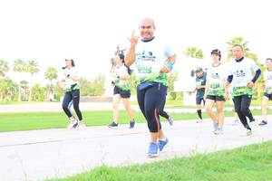 BIB: 2800
                            <button type="button" onclick="openModal(3686893)" class="btn btn-primary btn-sm float-right btn-popup" data-toggle="modal" data-target=".modal-high-quality">
                        <i class="fas fa-shopping-cart"></i> Add to Cart
                    </button>
                                            <button type="button" onclick="isThisMe(3686893, true)" class="btn btn-success btn-sm float-right btn-popup btn-isme hidden" data-toggle="tooltip" data-placement="bottom" title="นี่คือรูปของคุณใช่ไหม คลิกที่นี่เพื่อเอาเข้าอัลบั้ม">
                        <i class="fas fa-plus"></i> Add to album
                    </button>
                    <button type="button" onclick="isThisMe(3686893, false)" class="btn btn-warning btn-sm float-right btn-popup btn-isnotme hidden">
                        <i class="fas fa-ban"></i> Remove from album
                    </button>