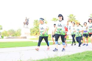 BIB: 
                            <button type="button" onclick="openModal(3688044)" class="btn btn-primary btn-sm float-right btn-popup" data-toggle="modal" data-target=".modal-high-quality">
                        <i class="fas fa-shopping-cart"></i> Add to Cart
                    </button>
                                            <button type="button" onclick="isThisMe(3688044, true)" class="btn btn-success btn-sm float-right btn-popup btn-isme hidden" data-toggle="tooltip" data-placement="bottom" title="นี่คือรูปของคุณใช่ไหม คลิกที่นี่เพื่อเอาเข้าอัลบั้ม">
                        <i class="fas fa-plus"></i> Add to album
                    </button>
                    <button type="button" onclick="isThisMe(3688044, false)" class="btn btn-warning btn-sm float-right btn-popup btn-isnotme hidden">
                        <i class="fas fa-ban"></i> Remove from album
                    </button>