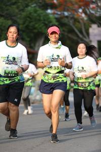 BIB: 
                            <button type="button" onclick="openModal(3611252)" class="btn btn-primary btn-sm float-right btn-popup" data-toggle="modal" data-target=".modal-high-quality">
                        <i class="fas fa-shopping-cart"></i> Add to Cart
                    </button>
                                            <button type="button" onclick="isThisMe(3611252, true)" class="btn btn-success btn-sm float-right btn-popup btn-isme hidden" data-toggle="tooltip" data-placement="bottom" title="นี่คือรูปของคุณใช่ไหม คลิกที่นี่เพื่อเอาเข้าอัลบั้ม">
                        <i class="fas fa-plus"></i> Add to album
                    </button>
                    <button type="button" onclick="isThisMe(3611252, false)" class="btn btn-warning btn-sm float-right btn-popup btn-isnotme hidden">
                        <i class="fas fa-ban"></i> Remove from album
                    </button>