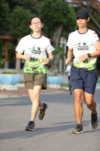 BIB: 
                            <button type="button" onclick="openModal(3624787)" class="btn btn-primary btn-sm float-right btn-popup" data-toggle="modal" data-target=".modal-high-quality">
                        <i class="fas fa-shopping-cart"></i> Add to Cart
                    </button>
                                            <button type="button" onclick="isThisMe(3624787, true)" class="btn btn-success btn-sm float-right btn-popup btn-isme hidden" data-toggle="tooltip" data-placement="bottom" title="นี่คือรูปของคุณใช่ไหม คลิกที่นี่เพื่อเอาเข้าอัลบั้ม">
                        <i class="fas fa-plus"></i> Add to album
                    </button>
                    <button type="button" onclick="isThisMe(3624787, false)" class="btn btn-warning btn-sm float-right btn-popup btn-isnotme hidden">
                        <i class="fas fa-ban"></i> Remove from album
                    </button>