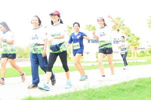 BIB: 
                            <button type="button" onclick="openModal(3695778)" class="btn btn-primary btn-sm float-right btn-popup" data-toggle="modal" data-target=".modal-high-quality">
                        <i class="fas fa-shopping-cart"></i> Add to Cart
                    </button>
                                            <button type="button" onclick="isThisMe(3695778, true)" class="btn btn-success btn-sm float-right btn-popup btn-isme hidden" data-toggle="tooltip" data-placement="bottom" title="นี่คือรูปของคุณใช่ไหม คลิกที่นี่เพื่อเอาเข้าอัลบั้ม">
                        <i class="fas fa-plus"></i> Add to album
                    </button>
                    <button type="button" onclick="isThisMe(3695778, false)" class="btn btn-warning btn-sm float-right btn-popup btn-isnotme hidden">
                        <i class="fas fa-ban"></i> Remove from album
                    </button>