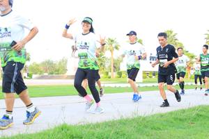 BIB: 
                            <button type="button" onclick="openModal(3678821)" class="btn btn-primary btn-sm float-right btn-popup" data-toggle="modal" data-target=".modal-high-quality">
                        <i class="fas fa-shopping-cart"></i> Add to Cart
                    </button>
                                            <button type="button" onclick="isThisMe(3678821, true)" class="btn btn-success btn-sm float-right btn-popup btn-isme hidden" data-toggle="tooltip" data-placement="bottom" title="นี่คือรูปของคุณใช่ไหม คลิกที่นี่เพื่อเอาเข้าอัลบั้ม">
                        <i class="fas fa-plus"></i> Add to album
                    </button>
                    <button type="button" onclick="isThisMe(3678821, false)" class="btn btn-warning btn-sm float-right btn-popup btn-isnotme hidden">
                        <i class="fas fa-ban"></i> Remove from album
                    </button>