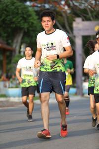 BIB: 
                            <button type="button" onclick="openModal(3611530)" class="btn btn-primary btn-sm float-right btn-popup" data-toggle="modal" data-target=".modal-high-quality">
                        <i class="fas fa-shopping-cart"></i> Add to Cart
                    </button>
                                            <button type="button" onclick="isThisMe(3611530, true)" class="btn btn-success btn-sm float-right btn-popup btn-isme hidden" data-toggle="tooltip" data-placement="bottom" title="นี่คือรูปของคุณใช่ไหม คลิกที่นี่เพื่อเอาเข้าอัลบั้ม">
                        <i class="fas fa-plus"></i> Add to album
                    </button>
                    <button type="button" onclick="isThisMe(3611530, false)" class="btn btn-warning btn-sm float-right btn-popup btn-isnotme hidden">
                        <i class="fas fa-ban"></i> Remove from album
                    </button>