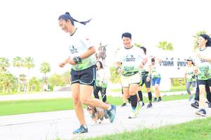 BIB: 
                            <button type="button" onclick="openModal(3690624)" class="btn btn-primary btn-sm float-right btn-popup" data-toggle="modal" data-target=".modal-high-quality">
                        <i class="fas fa-shopping-cart"></i> Add to Cart
                    </button>
                                            <button type="button" onclick="isThisMe(3690624, true)" class="btn btn-success btn-sm float-right btn-popup btn-isme hidden" data-toggle="tooltip" data-placement="bottom" title="นี่คือรูปของคุณใช่ไหม คลิกที่นี่เพื่อเอาเข้าอัลบั้ม">
                        <i class="fas fa-plus"></i> Add to album
                    </button>
                    <button type="button" onclick="isThisMe(3690624, false)" class="btn btn-warning btn-sm float-right btn-popup btn-isnotme hidden">
                        <i class="fas fa-ban"></i> Remove from album
                    </button>