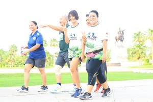 BIB: 
                            <button type="button" onclick="openModal(3692913)" class="btn btn-primary btn-sm float-right btn-popup" data-toggle="modal" data-target=".modal-high-quality">
                        <i class="fas fa-shopping-cart"></i> Add to Cart
                    </button>
                                            <button type="button" onclick="isThisMe(3692913, true)" class="btn btn-success btn-sm float-right btn-popup btn-isme hidden" data-toggle="tooltip" data-placement="bottom" title="นี่คือรูปของคุณใช่ไหม คลิกที่นี่เพื่อเอาเข้าอัลบั้ม">
                        <i class="fas fa-plus"></i> Add to album
                    </button>
                    <button type="button" onclick="isThisMe(3692913, false)" class="btn btn-warning btn-sm float-right btn-popup btn-isnotme hidden">
                        <i class="fas fa-ban"></i> Remove from album
                    </button>