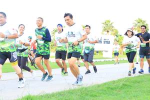 BIB: 
                            <button type="button" onclick="openModal(3683302)" class="btn btn-primary btn-sm float-right btn-popup" data-toggle="modal" data-target=".modal-high-quality">
                        <i class="fas fa-shopping-cart"></i> Add to Cart
                    </button>
                                            <button type="button" onclick="isThisMe(3683302, true)" class="btn btn-success btn-sm float-right btn-popup btn-isme hidden" data-toggle="tooltip" data-placement="bottom" title="นี่คือรูปของคุณใช่ไหม คลิกที่นี่เพื่อเอาเข้าอัลบั้ม">
                        <i class="fas fa-plus"></i> Add to album
                    </button>
                    <button type="button" onclick="isThisMe(3683302, false)" class="btn btn-warning btn-sm float-right btn-popup btn-isnotme hidden">
                        <i class="fas fa-ban"></i> Remove from album
                    </button>