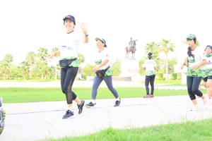 BIB: 
                            <button type="button" onclick="openModal(3691589)" class="btn btn-primary btn-sm float-right btn-popup" data-toggle="modal" data-target=".modal-high-quality">
                        <i class="fas fa-shopping-cart"></i> Add to Cart
                    </button>
                                            <button type="button" onclick="isThisMe(3691589, true)" class="btn btn-success btn-sm float-right btn-popup btn-isme hidden" data-toggle="tooltip" data-placement="bottom" title="นี่คือรูปของคุณใช่ไหม คลิกที่นี่เพื่อเอาเข้าอัลบั้ม">
                        <i class="fas fa-plus"></i> Add to album
                    </button>
                    <button type="button" onclick="isThisMe(3691589, false)" class="btn btn-warning btn-sm float-right btn-popup btn-isnotme hidden">
                        <i class="fas fa-ban"></i> Remove from album
                    </button>