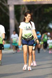 BIB: 
                            <button type="button" onclick="openModal(3623125)" class="btn btn-primary btn-sm float-right btn-popup" data-toggle="modal" data-target=".modal-high-quality">
                        <i class="fas fa-shopping-cart"></i> Add to Cart
                    </button>
                                            <button type="button" onclick="isThisMe(3623125, true)" class="btn btn-success btn-sm float-right btn-popup btn-isme hidden" data-toggle="tooltip" data-placement="bottom" title="นี่คือรูปของคุณใช่ไหม คลิกที่นี่เพื่อเอาเข้าอัลบั้ม">
                        <i class="fas fa-plus"></i> Add to album
                    </button>
                    <button type="button" onclick="isThisMe(3623125, false)" class="btn btn-warning btn-sm float-right btn-popup btn-isnotme hidden">
                        <i class="fas fa-ban"></i> Remove from album
                    </button>