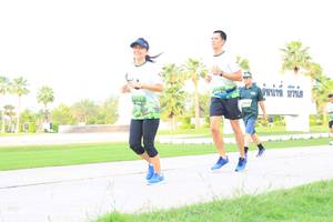 BIB: 
                            <button type="button" onclick="openModal(3688481)" class="btn btn-primary btn-sm float-right btn-popup" data-toggle="modal" data-target=".modal-high-quality">
                        <i class="fas fa-shopping-cart"></i> Add to Cart
                    </button>
                                            <button type="button" onclick="isThisMe(3688481, true)" class="btn btn-success btn-sm float-right btn-popup btn-isme hidden" data-toggle="tooltip" data-placement="bottom" title="นี่คือรูปของคุณใช่ไหม คลิกที่นี่เพื่อเอาเข้าอัลบั้ม">
                        <i class="fas fa-plus"></i> Add to album
                    </button>
                    <button type="button" onclick="isThisMe(3688481, false)" class="btn btn-warning btn-sm float-right btn-popup btn-isnotme hidden">
                        <i class="fas fa-ban"></i> Remove from album
                    </button>