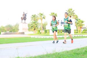 BIB: 2535, 533
                            <button type="button" onclick="openModal(3679803)" class="btn btn-primary btn-sm float-right btn-popup" data-toggle="modal" data-target=".modal-high-quality">
                        <i class="fas fa-shopping-cart"></i> Add to Cart
                    </button>
                                            <button type="button" onclick="isThisMe(3679803, true)" class="btn btn-success btn-sm float-right btn-popup btn-isme hidden" data-toggle="tooltip" data-placement="bottom" title="นี่คือรูปของคุณใช่ไหม คลิกที่นี่เพื่อเอาเข้าอัลบั้ม">
                        <i class="fas fa-plus"></i> Add to album
                    </button>
                    <button type="button" onclick="isThisMe(3679803, false)" class="btn btn-warning btn-sm float-right btn-popup btn-isnotme hidden">
                        <i class="fas fa-ban"></i> Remove from album
                    </button>