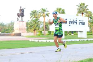 BIB: 1603
                            <button type="button" onclick="openModal(3655302)" class="btn btn-primary btn-sm float-right btn-popup" data-toggle="modal" data-target=".modal-high-quality">
                        <i class="fas fa-shopping-cart"></i> Add to Cart
                    </button>
                                            <button type="button" onclick="isThisMe(3655302, true)" class="btn btn-success btn-sm float-right btn-popup btn-isme hidden" data-toggle="tooltip" data-placement="bottom" title="นี่คือรูปของคุณใช่ไหม คลิกที่นี่เพื่อเอาเข้าอัลบั้ม">
                        <i class="fas fa-plus"></i> Add to album
                    </button>
                    <button type="button" onclick="isThisMe(3655302, false)" class="btn btn-warning btn-sm float-right btn-popup btn-isnotme hidden">
                        <i class="fas fa-ban"></i> Remove from album
                    </button>