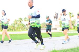 BIB: 
                            <button type="button" onclick="openModal(3686882)" class="btn btn-primary btn-sm float-right btn-popup" data-toggle="modal" data-target=".modal-high-quality">
                        <i class="fas fa-shopping-cart"></i> Add to Cart
                    </button>
                                            <button type="button" onclick="isThisMe(3686882, true)" class="btn btn-success btn-sm float-right btn-popup btn-isme hidden" data-toggle="tooltip" data-placement="bottom" title="นี่คือรูปของคุณใช่ไหม คลิกที่นี่เพื่อเอาเข้าอัลบั้ม">
                        <i class="fas fa-plus"></i> Add to album
                    </button>
                    <button type="button" onclick="isThisMe(3686882, false)" class="btn btn-warning btn-sm float-right btn-popup btn-isnotme hidden">
                        <i class="fas fa-ban"></i> Remove from album
                    </button>