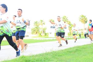 BIB: 2399
                            <button type="button" onclick="openModal(3689527)" class="btn btn-primary btn-sm float-right btn-popup" data-toggle="modal" data-target=".modal-high-quality">
                        <i class="fas fa-shopping-cart"></i> Add to Cart
                    </button>
                                            <button type="button" onclick="isThisMe(3689527, true)" class="btn btn-success btn-sm float-right btn-popup btn-isme hidden" data-toggle="tooltip" data-placement="bottom" title="นี่คือรูปของคุณใช่ไหม คลิกที่นี่เพื่อเอาเข้าอัลบั้ม">
                        <i class="fas fa-plus"></i> Add to album
                    </button>
                    <button type="button" onclick="isThisMe(3689527, false)" class="btn btn-warning btn-sm float-right btn-popup btn-isnotme hidden">
                        <i class="fas fa-ban"></i> Remove from album
                    </button>