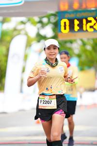 BIB: 2207
                            <button type="button" onclick="openModal(13113262)" class="btn btn-primary btn-sm float-right btn-popup" data-toggle="modal" data-target=".modal-high-quality">
                        <i class="fas fa-shopping-cart"></i> Add to Cart
                    </button>
                                            <button type="button" onclick="isThisMe(13113262, true)" class="btn btn-success btn-sm float-right btn-popup btn-isme hidden" data-toggle="tooltip" data-placement="bottom" title="นี่คือรูปของคุณใช่ไหม คลิกที่นี่เพื่อเอาเข้าอัลบั้ม">
                        <i class="fas fa-plus"></i> Add to album
                    </button>
                    <button type="button" onclick="isThisMe(13113262, false)" class="btn btn-warning btn-sm float-right btn-popup btn-isnotme hidden">
                        <i class="fas fa-ban"></i> Remove from album
                    </button>