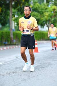 BIB: 1386
                            <button type="button" onclick="openModal(13110850)" class="btn btn-primary btn-sm float-right btn-popup" data-toggle="modal" data-target=".modal-high-quality">
                        <i class="fas fa-shopping-cart"></i> Add to Cart
                    </button>
                                            <button type="button" onclick="isThisMe(13110850, true)" class="btn btn-success btn-sm float-right btn-popup btn-isme hidden" data-toggle="tooltip" data-placement="bottom" title="นี่คือรูปของคุณใช่ไหม คลิกที่นี่เพื่อเอาเข้าอัลบั้ม">
                        <i class="fas fa-plus"></i> Add to album
                    </button>
                    <button type="button" onclick="isThisMe(13110850, false)" class="btn btn-warning btn-sm float-right btn-popup btn-isnotme hidden">
                        <i class="fas fa-ban"></i> Remove from album
                    </button>