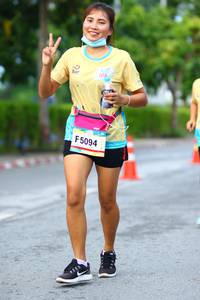 BIB: 5094
                            <button type="button" onclick="openModal(13111444)" class="btn btn-primary btn-sm float-right btn-popup" data-toggle="modal" data-target=".modal-high-quality">
                        <i class="fas fa-shopping-cart"></i> Add to Cart
                    </button>
                                            <button type="button" onclick="isThisMe(13111444, true)" class="btn btn-success btn-sm float-right btn-popup btn-isme hidden" data-toggle="tooltip" data-placement="bottom" title="นี่คือรูปของคุณใช่ไหม คลิกที่นี่เพื่อเอาเข้าอัลบั้ม">
                        <i class="fas fa-plus"></i> Add to album
                    </button>
                    <button type="button" onclick="isThisMe(13111444, false)" class="btn btn-warning btn-sm float-right btn-popup btn-isnotme hidden">
                        <i class="fas fa-ban"></i> Remove from album
                    </button>