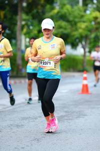 BIB: 2371
                            <button type="button" onclick="openModal(13111878)" class="btn btn-primary btn-sm float-right btn-popup" data-toggle="modal" data-target=".modal-high-quality">
                        <i class="fas fa-shopping-cart"></i> Add to Cart
                    </button>
                                            <button type="button" onclick="isThisMe(13111878, true)" class="btn btn-success btn-sm float-right btn-popup btn-isme hidden" data-toggle="tooltip" data-placement="bottom" title="นี่คือรูปของคุณใช่ไหม คลิกที่นี่เพื่อเอาเข้าอัลบั้ม">
                        <i class="fas fa-plus"></i> Add to album
                    </button>
                    <button type="button" onclick="isThisMe(13111878, false)" class="btn btn-warning btn-sm float-right btn-popup btn-isnotme hidden">
                        <i class="fas fa-ban"></i> Remove from album
                    </button>