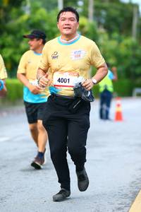 BIB: 4001
                            <button type="button" onclick="openModal(13112327)" class="btn btn-primary btn-sm float-right btn-popup" data-toggle="modal" data-target=".modal-high-quality">
                        <i class="fas fa-shopping-cart"></i> Add to Cart
                    </button>
                                            <button type="button" onclick="isThisMe(13112327, true)" class="btn btn-success btn-sm float-right btn-popup btn-isme hidden" data-toggle="tooltip" data-placement="bottom" title="นี่คือรูปของคุณใช่ไหม คลิกที่นี่เพื่อเอาเข้าอัลบั้ม">
                        <i class="fas fa-plus"></i> Add to album
                    </button>
                    <button type="button" onclick="isThisMe(13112327, false)" class="btn btn-warning btn-sm float-right btn-popup btn-isnotme hidden">
                        <i class="fas fa-ban"></i> Remove from album
                    </button>