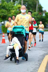 BIB: 
                            <button type="button" onclick="openModal(13110929)" class="btn btn-primary btn-sm float-right btn-popup" data-toggle="modal" data-target=".modal-high-quality">
                        <i class="fas fa-shopping-cart"></i> Add to Cart
                    </button>
                                            <button type="button" onclick="isThisMe(13110929, true)" class="btn btn-success btn-sm float-right btn-popup btn-isme hidden" data-toggle="tooltip" data-placement="bottom" title="นี่คือรูปของคุณใช่ไหม คลิกที่นี่เพื่อเอาเข้าอัลบั้ม">
                        <i class="fas fa-plus"></i> Add to album
                    </button>
                    <button type="button" onclick="isThisMe(13110929, false)" class="btn btn-warning btn-sm float-right btn-popup btn-isnotme hidden">
                        <i class="fas fa-ban"></i> Remove from album
                    </button>