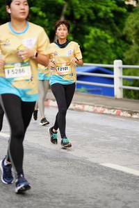 BIB: 5286, 2101
                            <button type="button" onclick="openModal(13122383)" class="btn btn-primary btn-sm float-right btn-popup" data-toggle="modal" data-target=".modal-high-quality">
                        <i class="fas fa-shopping-cart"></i> Add to Cart
                    </button>
                                            <button type="button" onclick="isThisMe(13122383, true)" class="btn btn-success btn-sm float-right btn-popup btn-isme hidden" data-toggle="tooltip" data-placement="bottom" title="นี่คือรูปของคุณใช่ไหม คลิกที่นี่เพื่อเอาเข้าอัลบั้ม">
                        <i class="fas fa-plus"></i> Add to album
                    </button>
                    <button type="button" onclick="isThisMe(13122383, false)" class="btn btn-warning btn-sm float-right btn-popup btn-isnotme hidden">
                        <i class="fas fa-ban"></i> Remove from album
                    </button>