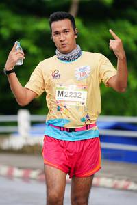 BIB: 2232
                            <button type="button" onclick="openModal(13121702)" class="btn btn-primary btn-sm float-right btn-popup" data-toggle="modal" data-target=".modal-high-quality">
                        <i class="fas fa-shopping-cart"></i> Add to Cart
                    </button>
                                            <button type="button" onclick="isThisMe(13121702, true)" class="btn btn-success btn-sm float-right btn-popup btn-isme hidden" data-toggle="tooltip" data-placement="bottom" title="นี่คือรูปของคุณใช่ไหม คลิกที่นี่เพื่อเอาเข้าอัลบั้ม">
                        <i class="fas fa-plus"></i> Add to album
                    </button>
                    <button type="button" onclick="isThisMe(13121702, false)" class="btn btn-warning btn-sm float-right btn-popup btn-isnotme hidden">
                        <i class="fas fa-ban"></i> Remove from album
                    </button>