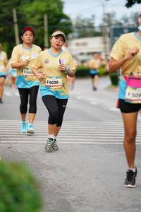 BIB: 500, 5039, 509
                            <button type="button" onclick="openModal(13122566)" class="btn btn-primary btn-sm float-right btn-popup" data-toggle="modal" data-target=".modal-high-quality">
                        <i class="fas fa-shopping-cart"></i> Add to Cart
                    </button>
                                            <button type="button" onclick="isThisMe(13122566, true)" class="btn btn-success btn-sm float-right btn-popup btn-isme hidden" data-toggle="tooltip" data-placement="bottom" title="นี่คือรูปของคุณใช่ไหม คลิกที่นี่เพื่อเอาเข้าอัลบั้ม">
                        <i class="fas fa-plus"></i> Add to album
                    </button>
                    <button type="button" onclick="isThisMe(13122566, false)" class="btn btn-warning btn-sm float-right btn-popup btn-isnotme hidden">
                        <i class="fas fa-ban"></i> Remove from album
                    </button>