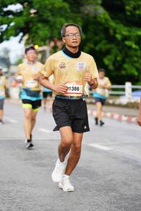 BIB: 1386
                            <button type="button" onclick="openModal(13121922)" class="btn btn-primary btn-sm float-right btn-popup" data-toggle="modal" data-target=".modal-high-quality">
                        <i class="fas fa-shopping-cart"></i> Add to Cart
                    </button>
                                            <button type="button" onclick="isThisMe(13121922, true)" class="btn btn-success btn-sm float-right btn-popup btn-isme hidden" data-toggle="tooltip" data-placement="bottom" title="นี่คือรูปของคุณใช่ไหม คลิกที่นี่เพื่อเอาเข้าอัลบั้ม">
                        <i class="fas fa-plus"></i> Add to album
                    </button>
                    <button type="button" onclick="isThisMe(13121922, false)" class="btn btn-warning btn-sm float-right btn-popup btn-isnotme hidden">
                        <i class="fas fa-ban"></i> Remove from album
                    </button>