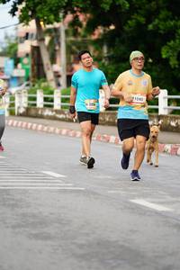 BIB: 1040, 2256
                            <button type="button" onclick="openModal(13122993)" class="btn btn-primary btn-sm float-right btn-popup" data-toggle="modal" data-target=".modal-high-quality">
                        <i class="fas fa-shopping-cart"></i> Add to Cart
                    </button>
                                            <button type="button" onclick="isThisMe(13122993, true)" class="btn btn-success btn-sm float-right btn-popup btn-isme hidden" data-toggle="tooltip" data-placement="bottom" title="นี่คือรูปของคุณใช่ไหม คลิกที่นี่เพื่อเอาเข้าอัลบั้ม">
                        <i class="fas fa-plus"></i> Add to album
                    </button>
                    <button type="button" onclick="isThisMe(13122993, false)" class="btn btn-warning btn-sm float-right btn-popup btn-isnotme hidden">
                        <i class="fas fa-ban"></i> Remove from album
                    </button>