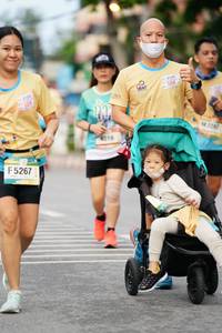 BIB: 1016, 5267
                            <button type="button" onclick="openModal(13121824)" class="btn btn-primary btn-sm float-right btn-popup" data-toggle="modal" data-target=".modal-high-quality">
                        <i class="fas fa-shopping-cart"></i> Add to Cart
                    </button>
                                            <button type="button" onclick="isThisMe(13121824, true)" class="btn btn-success btn-sm float-right btn-popup btn-isme hidden" data-toggle="tooltip" data-placement="bottom" title="นี่คือรูปของคุณใช่ไหม คลิกที่นี่เพื่อเอาเข้าอัลบั้ม">
                        <i class="fas fa-plus"></i> Add to album
                    </button>
                    <button type="button" onclick="isThisMe(13121824, false)" class="btn btn-warning btn-sm float-right btn-popup btn-isnotme hidden">
                        <i class="fas fa-ban"></i> Remove from album
                    </button>