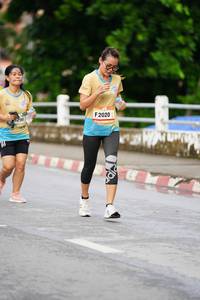 BIB: 2020, 5296
                            <button type="button" onclick="openModal(13122248)" class="btn btn-primary btn-sm float-right btn-popup" data-toggle="modal" data-target=".modal-high-quality">
                        <i class="fas fa-shopping-cart"></i> Add to Cart
                    </button>
                                            <button type="button" onclick="isThisMe(13122248, true)" class="btn btn-success btn-sm float-right btn-popup btn-isme hidden" data-toggle="tooltip" data-placement="bottom" title="นี่คือรูปของคุณใช่ไหม คลิกที่นี่เพื่อเอาเข้าอัลบั้ม">
                        <i class="fas fa-plus"></i> Add to album
                    </button>
                    <button type="button" onclick="isThisMe(13122248, false)" class="btn btn-warning btn-sm float-right btn-popup btn-isnotme hidden">
                        <i class="fas fa-ban"></i> Remove from album
                    </button>