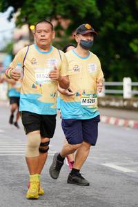 BIB: 5289
                            <button type="button" onclick="openModal(13123240)" class="btn btn-primary btn-sm float-right btn-popup" data-toggle="modal" data-target=".modal-high-quality">
                        <i class="fas fa-shopping-cart"></i> Add to Cart
                    </button>
                                            <button type="button" onclick="isThisMe(13123240, true)" class="btn btn-success btn-sm float-right btn-popup btn-isme hidden" data-toggle="tooltip" data-placement="bottom" title="นี่คือรูปของคุณใช่ไหม คลิกที่นี่เพื่อเอาเข้าอัลบั้ม">
                        <i class="fas fa-plus"></i> Add to album
                    </button>
                    <button type="button" onclick="isThisMe(13123240, false)" class="btn btn-warning btn-sm float-right btn-popup btn-isnotme hidden">
                        <i class="fas fa-ban"></i> Remove from album
                    </button>