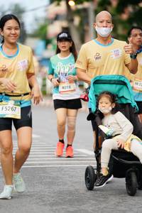 BIB: 4016, 5267
                            <button type="button" onclick="openModal(13121836)" class="btn btn-primary btn-sm float-right btn-popup" data-toggle="modal" data-target=".modal-high-quality">
                        <i class="fas fa-shopping-cart"></i> Add to Cart
                    </button>
                                            <button type="button" onclick="isThisMe(13121836, true)" class="btn btn-success btn-sm float-right btn-popup btn-isme hidden" data-toggle="tooltip" data-placement="bottom" title="นี่คือรูปของคุณใช่ไหม คลิกที่นี่เพื่อเอาเข้าอัลบั้ม">
                        <i class="fas fa-plus"></i> Add to album
                    </button>
                    <button type="button" onclick="isThisMe(13121836, false)" class="btn btn-warning btn-sm float-right btn-popup btn-isnotme hidden">
                        <i class="fas fa-ban"></i> Remove from album
                    </button>