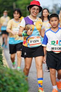 BIB: 1374, 5136
                            <button type="button" onclick="openModal(13123538)" class="btn btn-primary btn-sm float-right btn-popup" data-toggle="modal" data-target=".modal-high-quality">
                        <i class="fas fa-shopping-cart"></i> Add to Cart
                    </button>
                                            <button type="button" onclick="isThisMe(13123538, true)" class="btn btn-success btn-sm float-right btn-popup btn-isme hidden" data-toggle="tooltip" data-placement="bottom" title="นี่คือรูปของคุณใช่ไหม คลิกที่นี่เพื่อเอาเข้าอัลบั้ม">
                        <i class="fas fa-plus"></i> Add to album
                    </button>
                    <button type="button" onclick="isThisMe(13123538, false)" class="btn btn-warning btn-sm float-right btn-popup btn-isnotme hidden">
                        <i class="fas fa-ban"></i> Remove from album
                    </button>