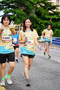 BIB: 5083, 105
                            <button type="button" onclick="openModal(13123645)" class="btn btn-primary btn-sm float-right btn-popup" data-toggle="modal" data-target=".modal-high-quality">
                        <i class="fas fa-shopping-cart"></i> Add to Cart
                    </button>
                                            <button type="button" onclick="isThisMe(13123645, true)" class="btn btn-success btn-sm float-right btn-popup btn-isme hidden" data-toggle="tooltip" data-placement="bottom" title="นี่คือรูปของคุณใช่ไหม คลิกที่นี่เพื่อเอาเข้าอัลบั้ม">
                        <i class="fas fa-plus"></i> Add to album
                    </button>
                    <button type="button" onclick="isThisMe(13123645, false)" class="btn btn-warning btn-sm float-right btn-popup btn-isnotme hidden">
                        <i class="fas fa-ban"></i> Remove from album
                    </button>