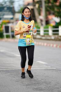 BIB: 5153
                            <button type="button" onclick="openModal(13119328)" class="btn btn-primary btn-sm float-right btn-popup" data-toggle="modal" data-target=".modal-high-quality">
                        <i class="fas fa-shopping-cart"></i> Add to Cart
                    </button>
                                            <button type="button" onclick="isThisMe(13119328, true)" class="btn btn-success btn-sm float-right btn-popup btn-isme hidden" data-toggle="tooltip" data-placement="bottom" title="นี่คือรูปของคุณใช่ไหม คลิกที่นี่เพื่อเอาเข้าอัลบั้ม">
                        <i class="fas fa-plus"></i> Add to album
                    </button>
                    <button type="button" onclick="isThisMe(13119328, false)" class="btn btn-warning btn-sm float-right btn-popup btn-isnotme hidden">
                        <i class="fas fa-ban"></i> Remove from album
                    </button>