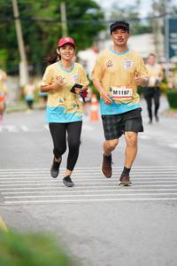 BIB: 1197
                            <button type="button" onclick="openModal(13119449)" class="btn btn-primary btn-sm float-right btn-popup" data-toggle="modal" data-target=".modal-high-quality">
                        <i class="fas fa-shopping-cart"></i> Add to Cart
                    </button>
                                            <button type="button" onclick="isThisMe(13119449, true)" class="btn btn-success btn-sm float-right btn-popup btn-isme hidden" data-toggle="tooltip" data-placement="bottom" title="นี่คือรูปของคุณใช่ไหม คลิกที่นี่เพื่อเอาเข้าอัลบั้ม">
                        <i class="fas fa-plus"></i> Add to album
                    </button>
                    <button type="button" onclick="isThisMe(13119449, false)" class="btn btn-warning btn-sm float-right btn-popup btn-isnotme hidden">
                        <i class="fas fa-ban"></i> Remove from album
                    </button>