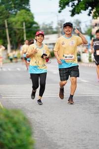 BIB: 1197
                            <button type="button" onclick="openModal(13120878)" class="btn btn-primary btn-sm float-right btn-popup" data-toggle="modal" data-target=".modal-high-quality">
                        <i class="fas fa-shopping-cart"></i> Add to Cart
                    </button>
                                            <button type="button" onclick="isThisMe(13120878, true)" class="btn btn-success btn-sm float-right btn-popup btn-isme hidden" data-toggle="tooltip" data-placement="bottom" title="นี่คือรูปของคุณใช่ไหม คลิกที่นี่เพื่อเอาเข้าอัลบั้ม">
                        <i class="fas fa-plus"></i> Add to album
                    </button>
                    <button type="button" onclick="isThisMe(13120878, false)" class="btn btn-warning btn-sm float-right btn-popup btn-isnotme hidden">
                        <i class="fas fa-ban"></i> Remove from album
                    </button>