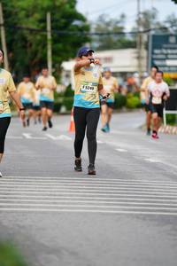 BIB: 5249
                            <button type="button" onclick="openModal(13119138)" class="btn btn-primary btn-sm float-right btn-popup" data-toggle="modal" data-target=".modal-high-quality">
                        <i class="fas fa-shopping-cart"></i> Add to Cart
                    </button>
                                            <button type="button" onclick="isThisMe(13119138, true)" class="btn btn-success btn-sm float-right btn-popup btn-isme hidden" data-toggle="tooltip" data-placement="bottom" title="นี่คือรูปของคุณใช่ไหม คลิกที่นี่เพื่อเอาเข้าอัลบั้ม">
                        <i class="fas fa-plus"></i> Add to album
                    </button>
                    <button type="button" onclick="isThisMe(13119138, false)" class="btn btn-warning btn-sm float-right btn-popup btn-isnotme hidden">
                        <i class="fas fa-ban"></i> Remove from album
                    </button>