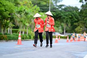 BIB: 5170, 277
                            <button type="button" onclick="openModal(13104720)" class="btn btn-primary btn-sm float-right btn-popup" data-toggle="modal" data-target=".modal-high-quality">
                        <i class="fas fa-shopping-cart"></i> Add to Cart
                    </button>
                                            <button type="button" onclick="isThisMe(13104720, true)" class="btn btn-success btn-sm float-right btn-popup btn-isme hidden" data-toggle="tooltip" data-placement="bottom" title="นี่คือรูปของคุณใช่ไหม คลิกที่นี่เพื่อเอาเข้าอัลบั้ม">
                        <i class="fas fa-plus"></i> Add to album
                    </button>
                    <button type="button" onclick="isThisMe(13104720, false)" class="btn btn-warning btn-sm float-right btn-popup btn-isnotme hidden">
                        <i class="fas fa-ban"></i> Remove from album
                    </button>