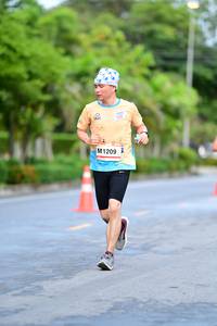 BIB: 1209
                            <button type="button" onclick="openModal(13104698)" class="btn btn-primary btn-sm float-right btn-popup" data-toggle="modal" data-target=".modal-high-quality">
                        <i class="fas fa-shopping-cart"></i> Add to Cart
                    </button>
                                            <button type="button" onclick="isThisMe(13104698, true)" class="btn btn-success btn-sm float-right btn-popup btn-isme hidden" data-toggle="tooltip" data-placement="bottom" title="นี่คือรูปของคุณใช่ไหม คลิกที่นี่เพื่อเอาเข้าอัลบั้ม">
                        <i class="fas fa-plus"></i> Add to album
                    </button>
                    <button type="button" onclick="isThisMe(13104698, false)" class="btn btn-warning btn-sm float-right btn-popup btn-isnotme hidden">
                        <i class="fas fa-ban"></i> Remove from album
                    </button>