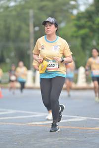 BIB: 5032
                            <button type="button" onclick="openModal(13150140)" class="btn btn-primary btn-sm float-right btn-popup" data-toggle="modal" data-target=".modal-high-quality">
                        <i class="fas fa-shopping-cart"></i> Add to Cart
                    </button>
                                            <button type="button" onclick="isThisMe(13150140, true)" class="btn btn-success btn-sm float-right btn-popup btn-isme hidden" data-toggle="tooltip" data-placement="bottom" title="นี่คือรูปของคุณใช่ไหม คลิกที่นี่เพื่อเอาเข้าอัลบั้ม">
                        <i class="fas fa-plus"></i> Add to album
                    </button>
                    <button type="button" onclick="isThisMe(13150140, false)" class="btn btn-warning btn-sm float-right btn-popup btn-isnotme hidden">
                        <i class="fas fa-ban"></i> Remove from album
                    </button>