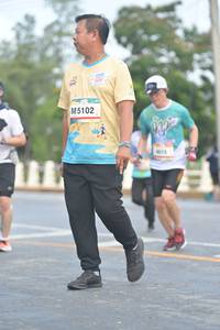 BIB: 5102
                            <button type="button" onclick="openModal(13156305)" class="btn btn-primary btn-sm float-right btn-popup" data-toggle="modal" data-target=".modal-high-quality">
                        <i class="fas fa-shopping-cart"></i> Add to Cart
                    </button>
                                            <button type="button" onclick="isThisMe(13156305, true)" class="btn btn-success btn-sm float-right btn-popup btn-isme hidden" data-toggle="tooltip" data-placement="bottom" title="นี่คือรูปของคุณใช่ไหม คลิกที่นี่เพื่อเอาเข้าอัลบั้ม">
                        <i class="fas fa-plus"></i> Add to album
                    </button>
                    <button type="button" onclick="isThisMe(13156305, false)" class="btn btn-warning btn-sm float-right btn-popup btn-isnotme hidden">
                        <i class="fas fa-ban"></i> Remove from album
                    </button>